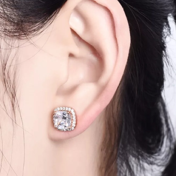 NEW Rose Gold Diamond Halo Stud Earrings - Picture 4 of 7